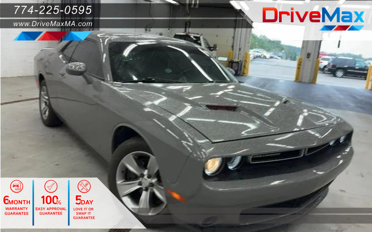 Used 2018 Dodge Challenger SXT w/ Driver Convenience Group