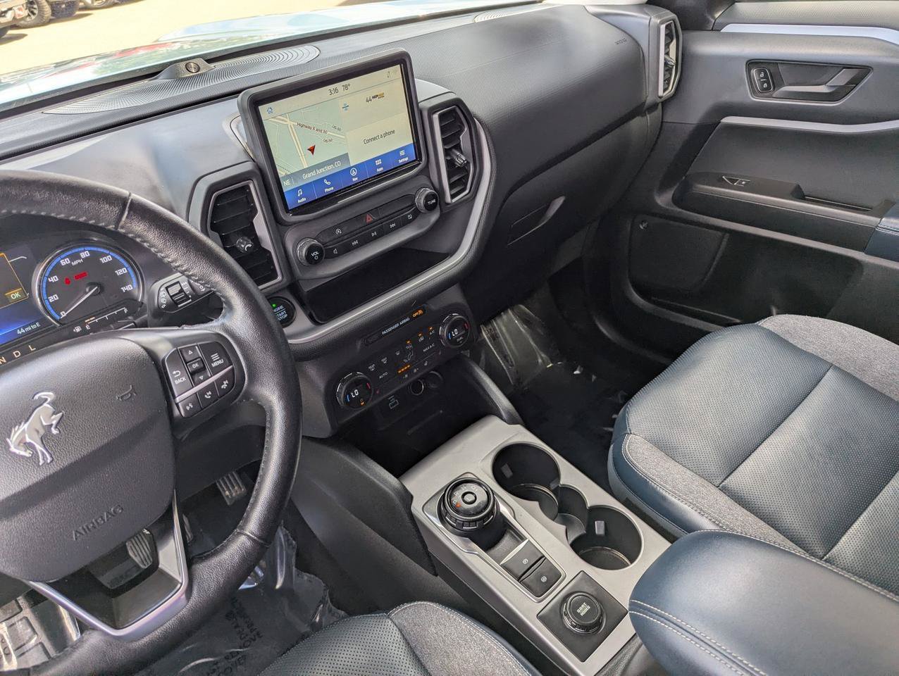 Used 2021 Ford Bronco Sport Outer Banks w/ Outer Banks Package AWD/4WD image 18