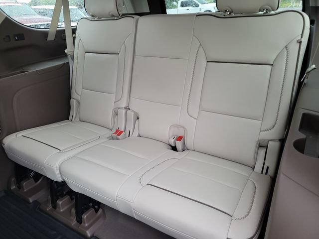 Used 2024 GMC Yukon XL Denali AWD/4WD image 27