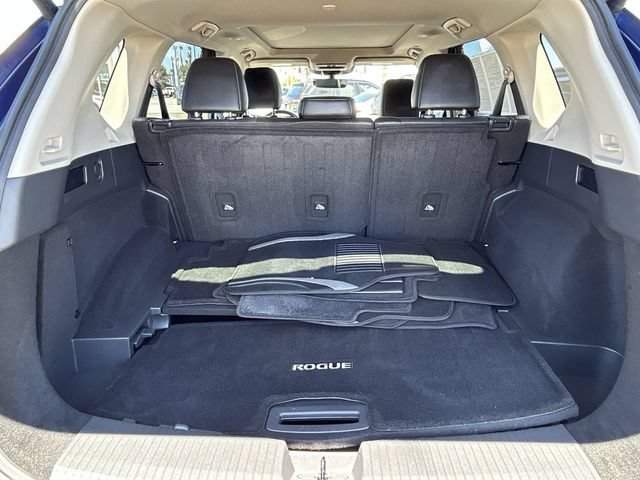 Used 2022 Nissan Rogue Platinum w/ Head-Up Display Package FWD image 15