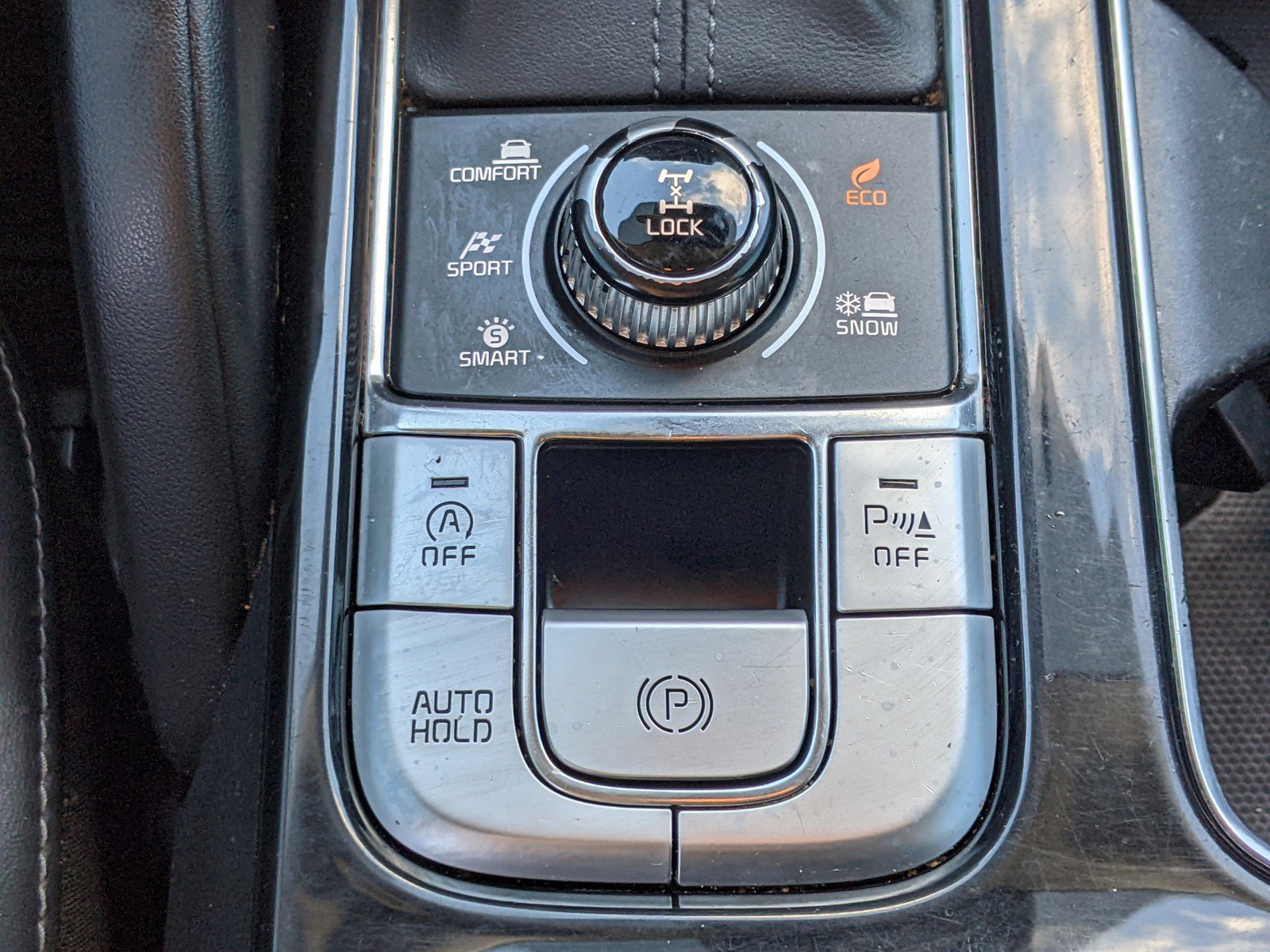 Used 2020 Kia Telluride LX image 33