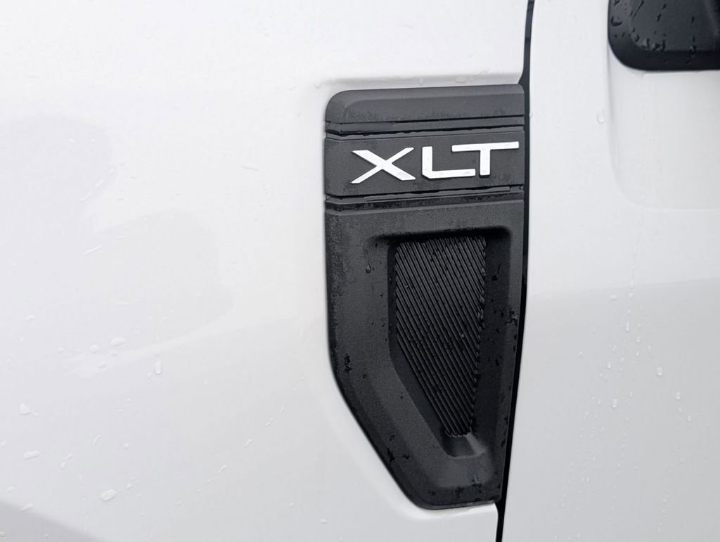 New 2025 Ford Maverick XLT w/ Equipment Group 301A image 12