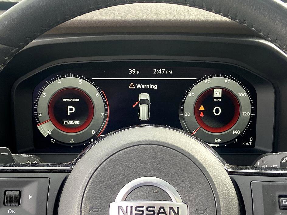 Used 2021 Nissan Rogue Platinum image 14