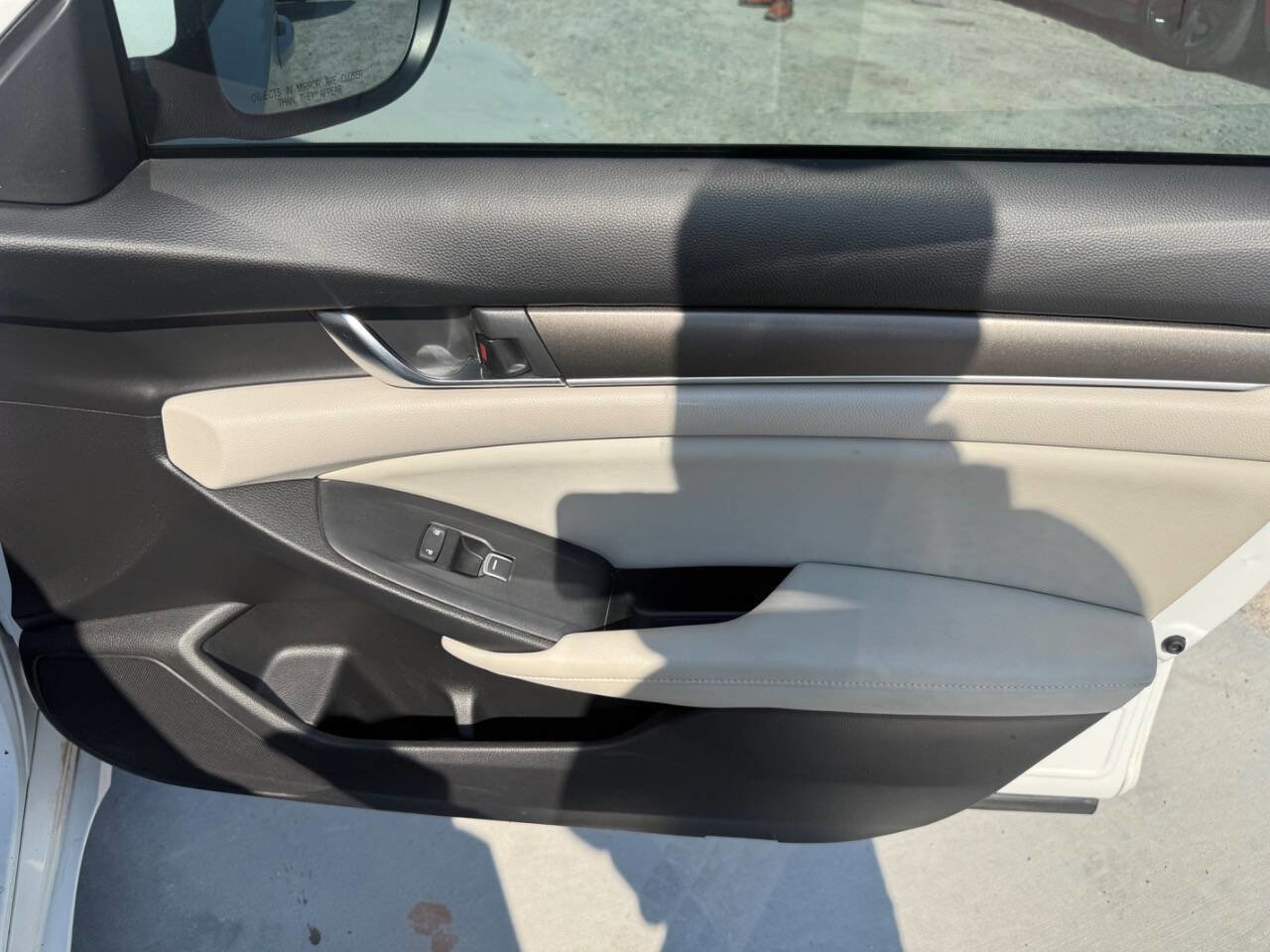 Used 2018 Honda Accord LX image 30