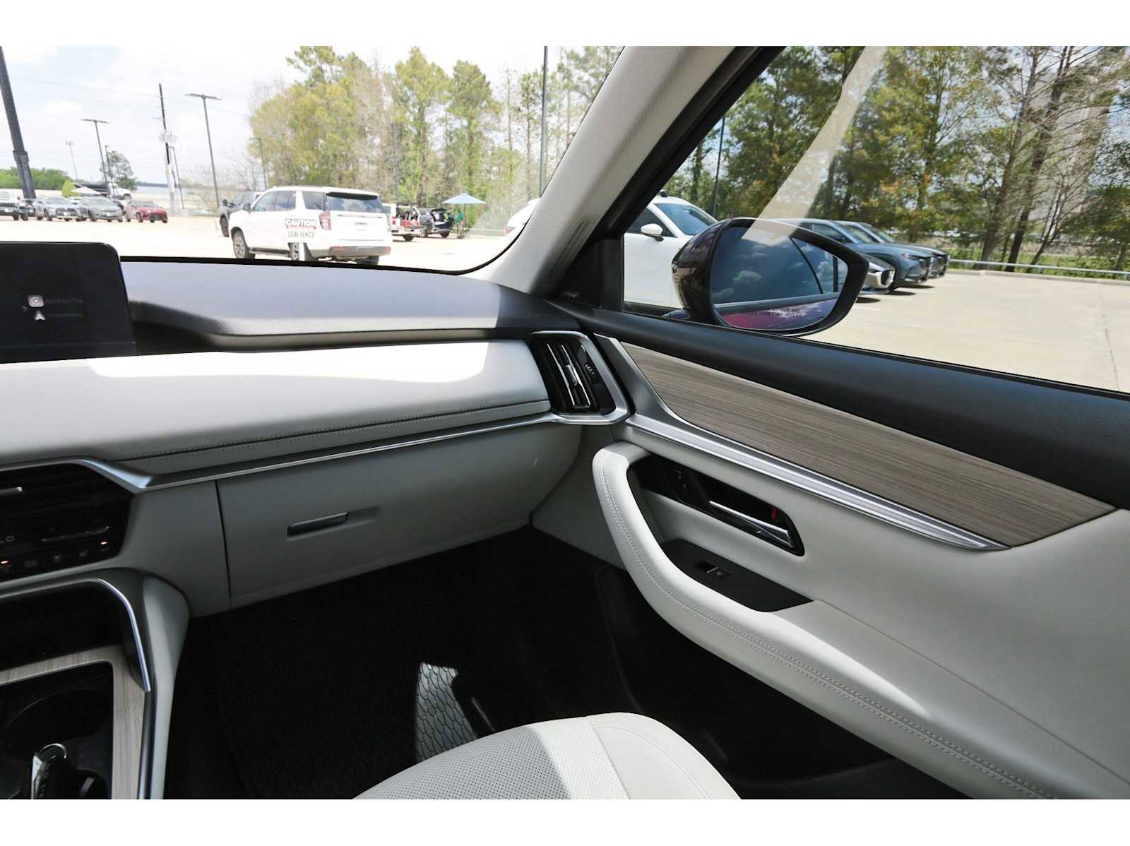 Certified 2025 MAZDA CX-90 3.3 Turbo S w/ Premium Package image 8