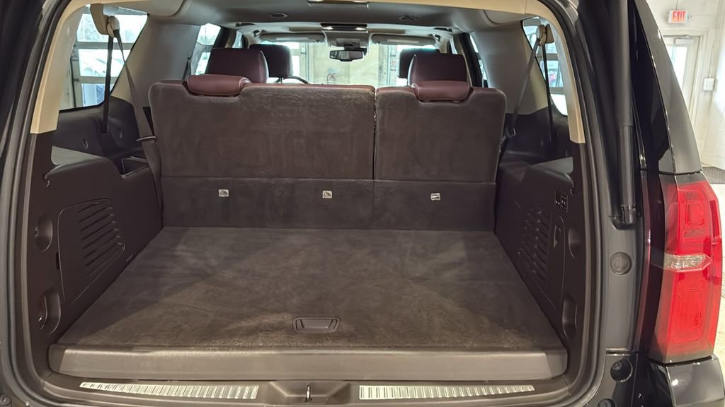 Used 2019 Chevrolet Suburban Premier image 18