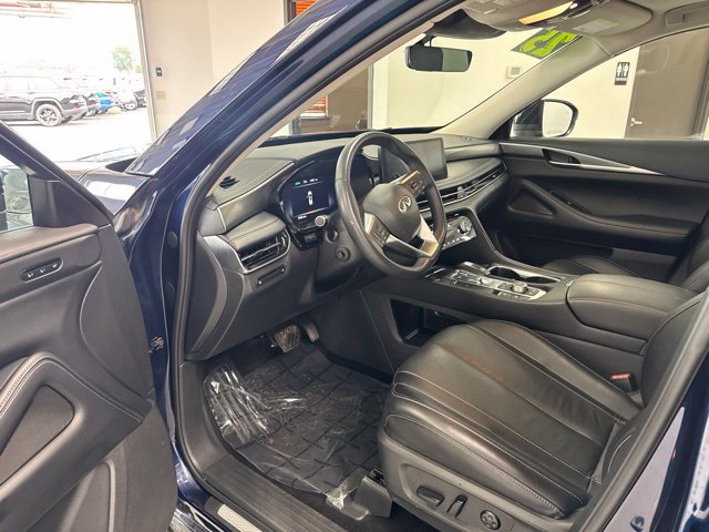 Used 2025 INFINITI QX60 Luxe AWD/4WD image 18