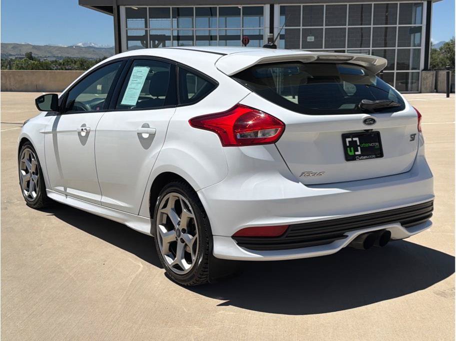 Used 2015 Ford Focus ST FWD image 6