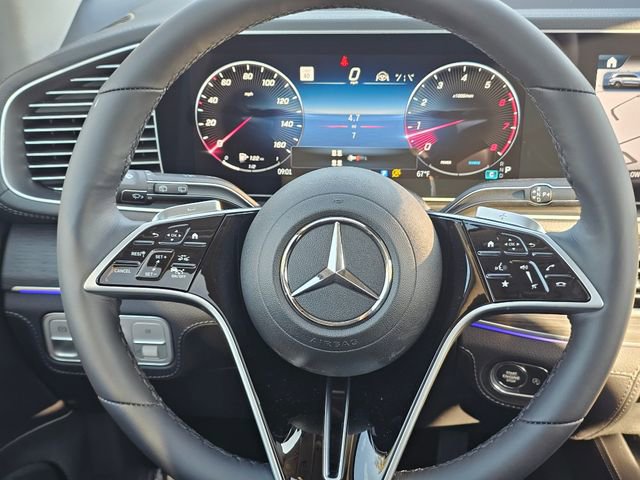 New 2026 Mercedes-Benz GLS 450 4MATIC image 32