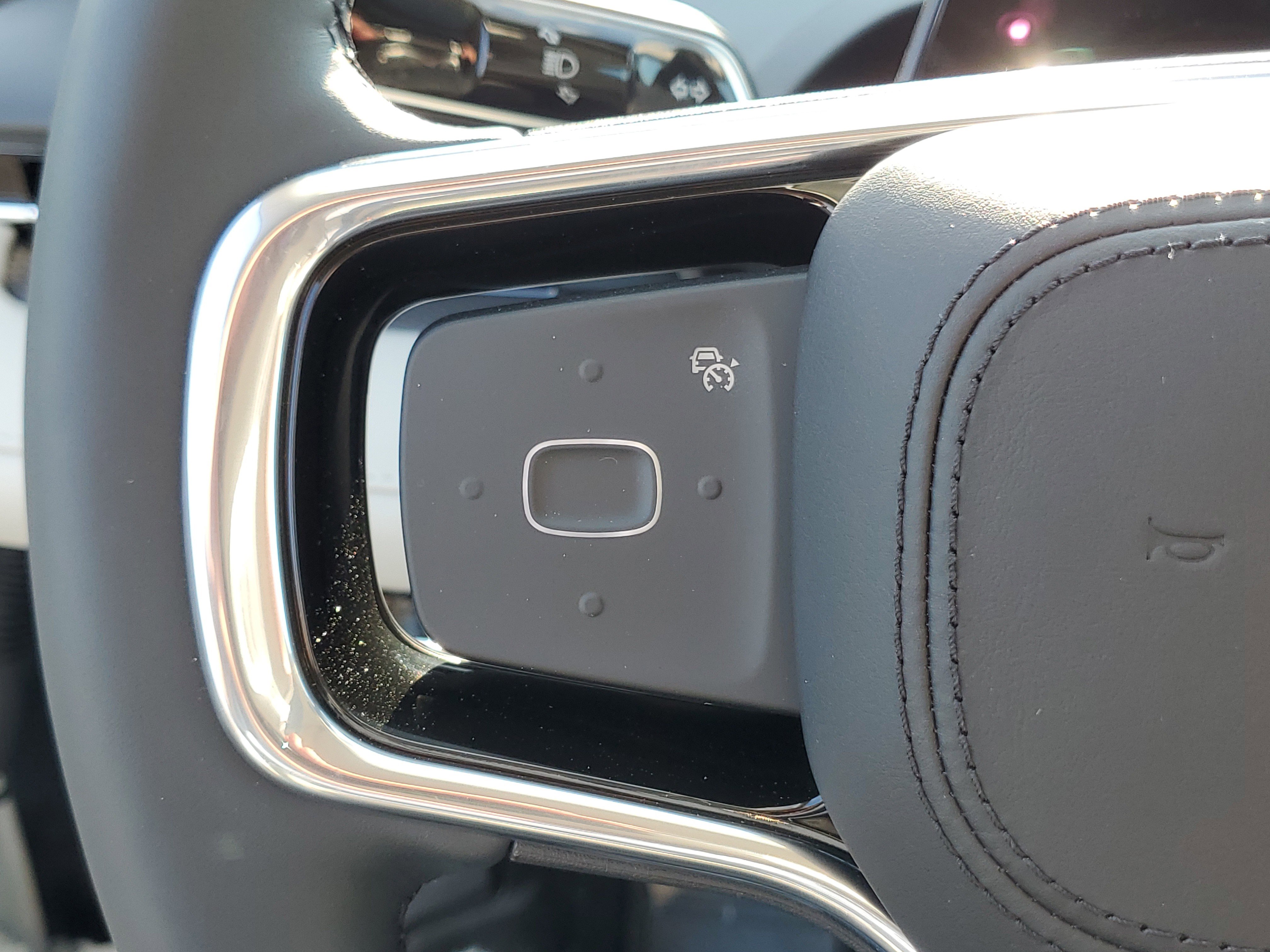 New 2026 Lincoln Nautilus Premier w/ Equipment Group 102A AWD/4WD image 17