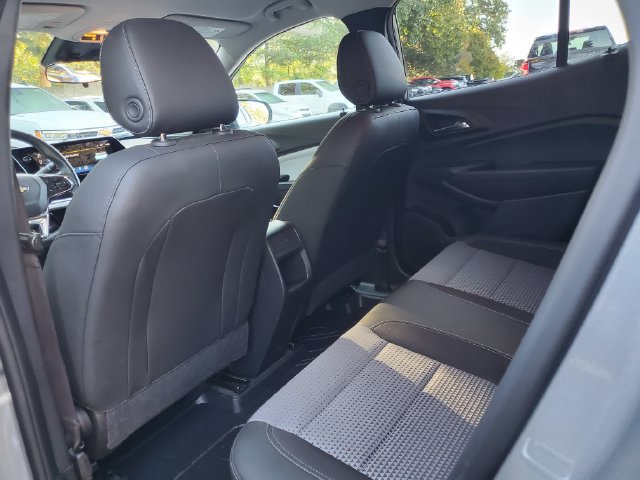 Certified 2024 Chevrolet Trax LT w/ Driver Confidence Package FWD image 12