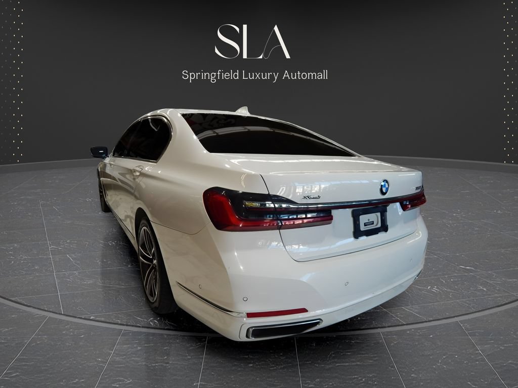 Used 2021 BMW 750i xDrive w/ Executive Package AWD/4WD image 5