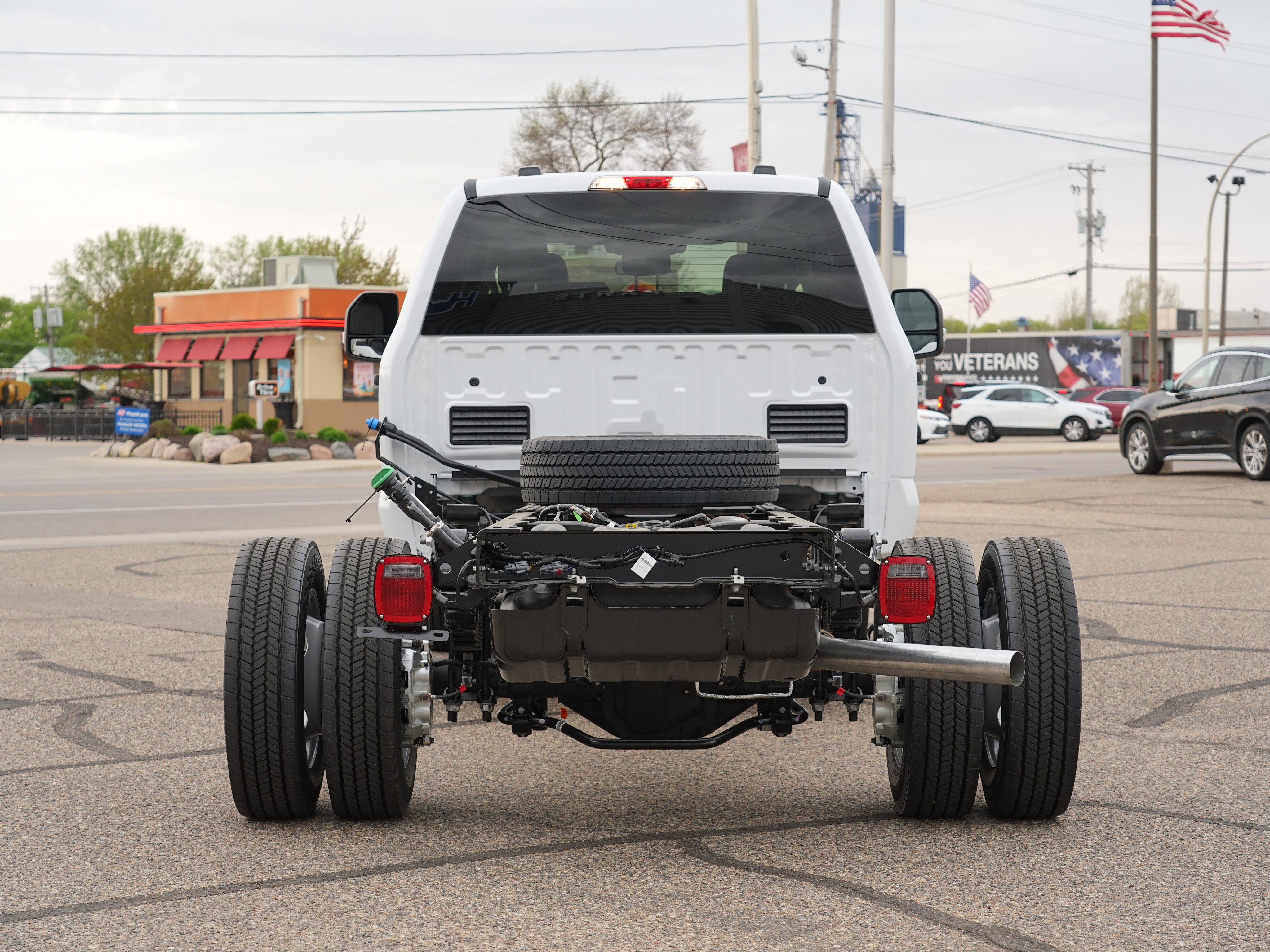 New 2026 Ford F550 4x4 Crew Cab Super Duty image 4