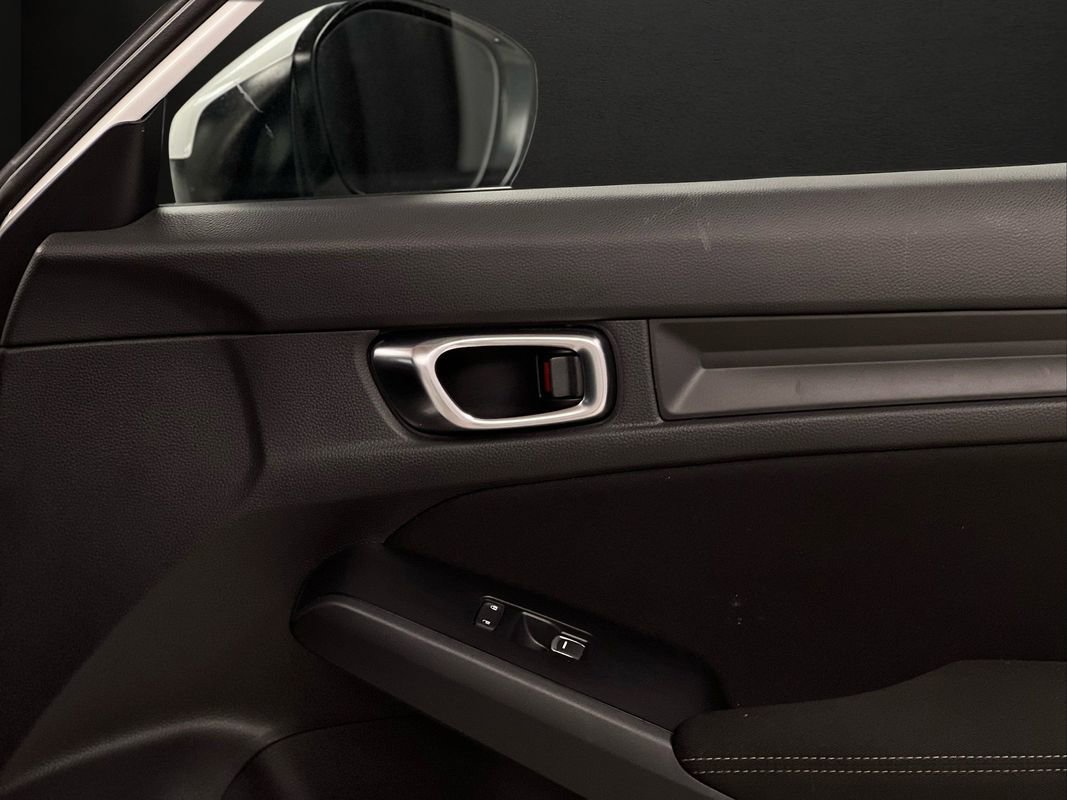Used 2022 Honda Civic LX image 32