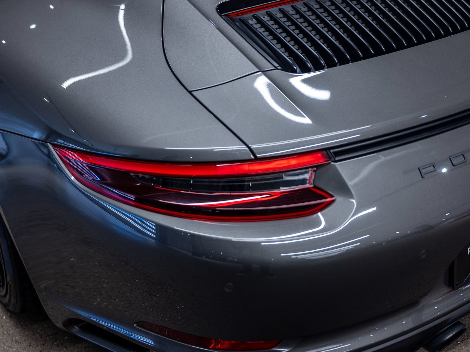 Certified 2018 Porsche 911 Carrera GTS RWD image 23