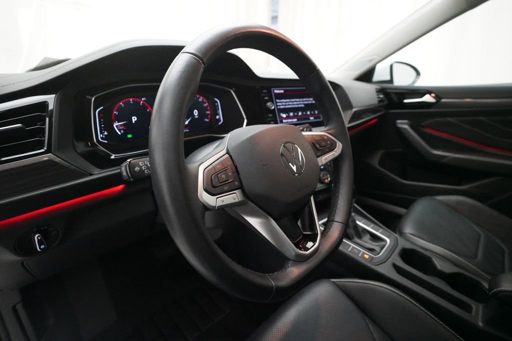 Used 2024 Volkswagen Jetta SEL FWD image 8