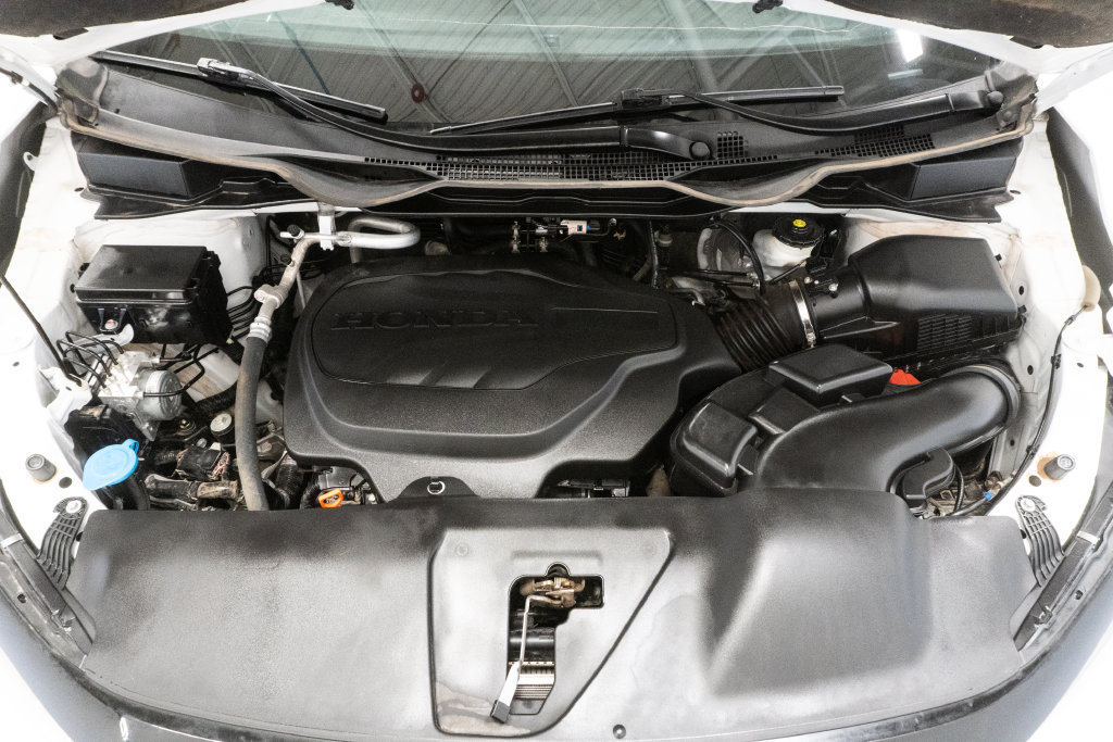 Used 2025 Honda Odyssey Sport-L image 3