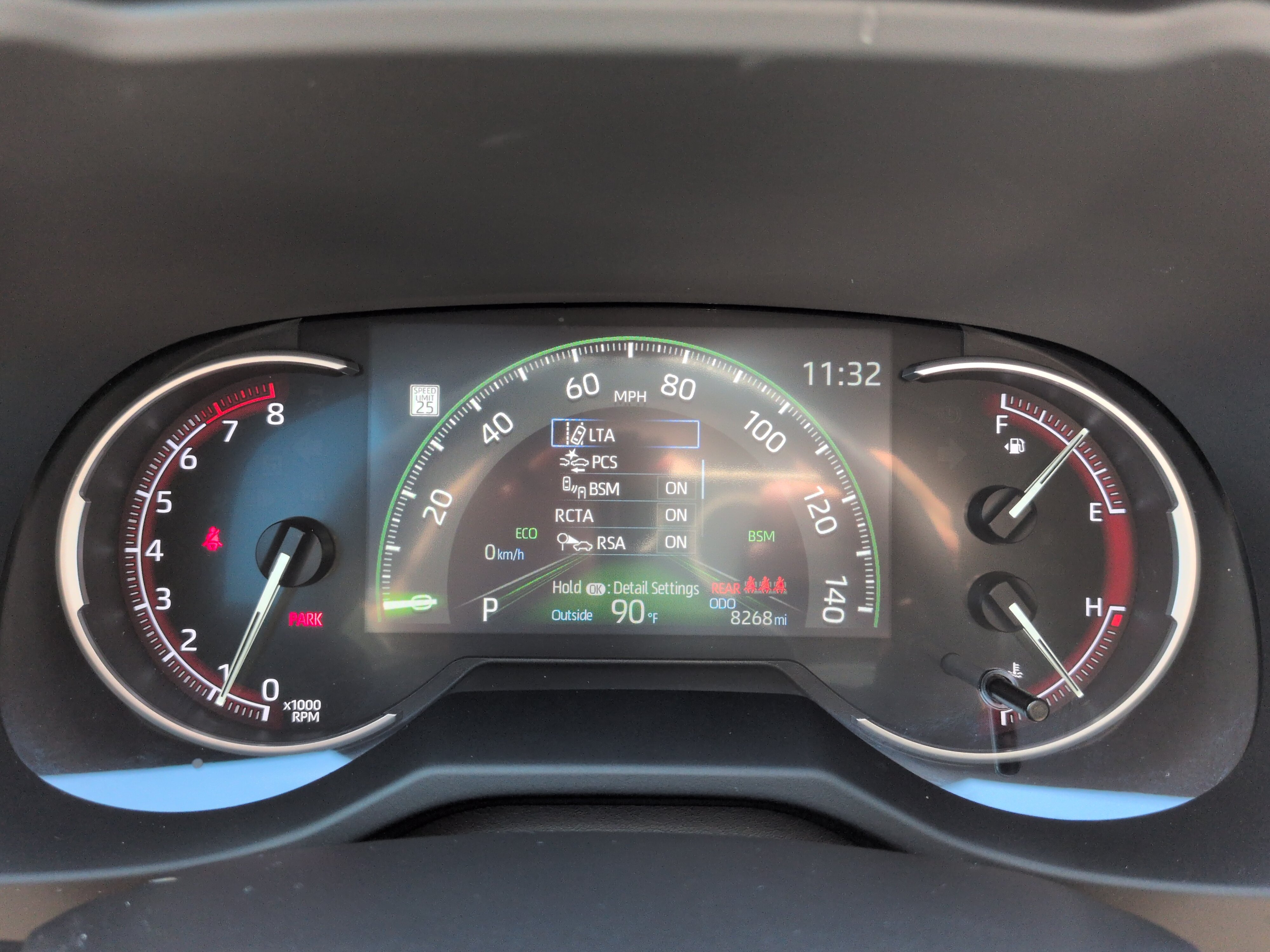 Used 2025 Toyota RAV4 XLE w/ Convenience Package FWD image 25