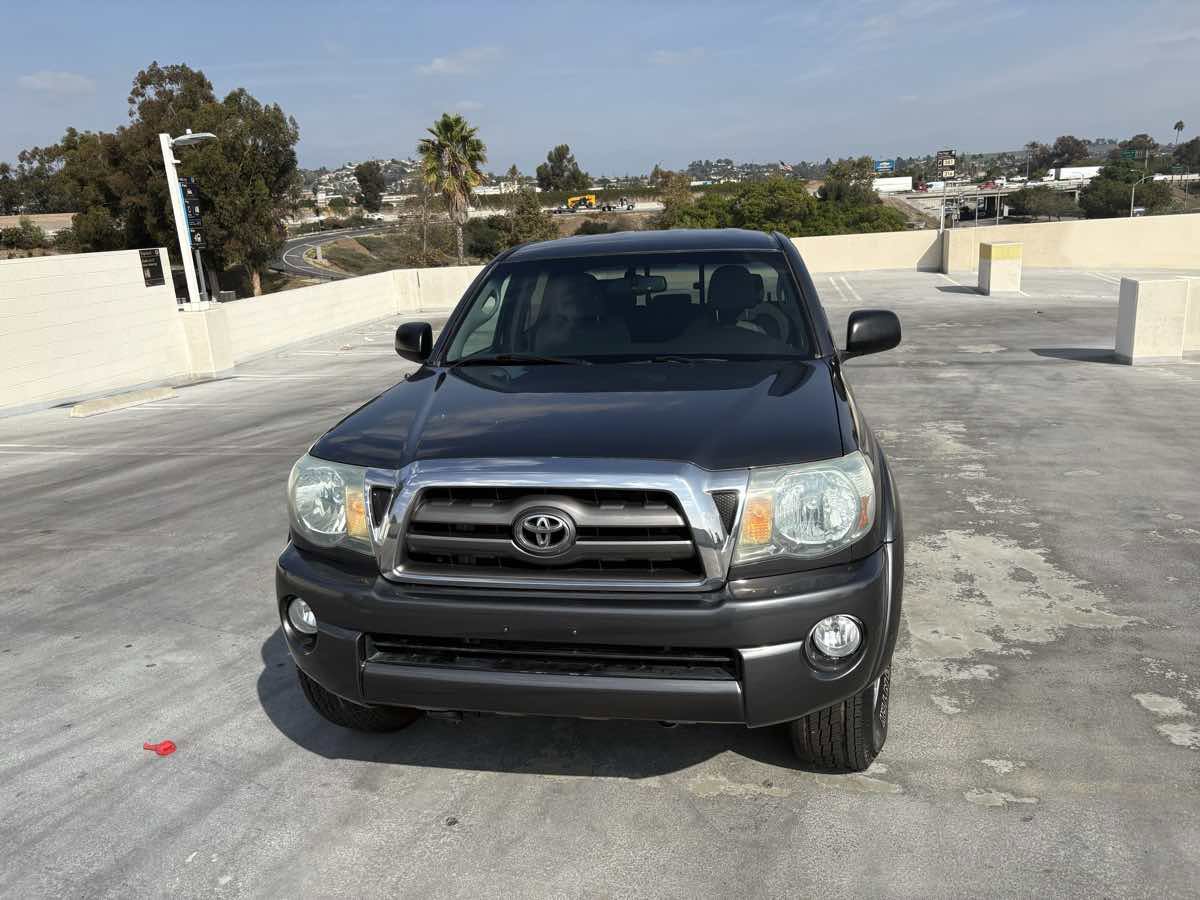 Used 2010 Toyota Tacoma PreRunner image 6