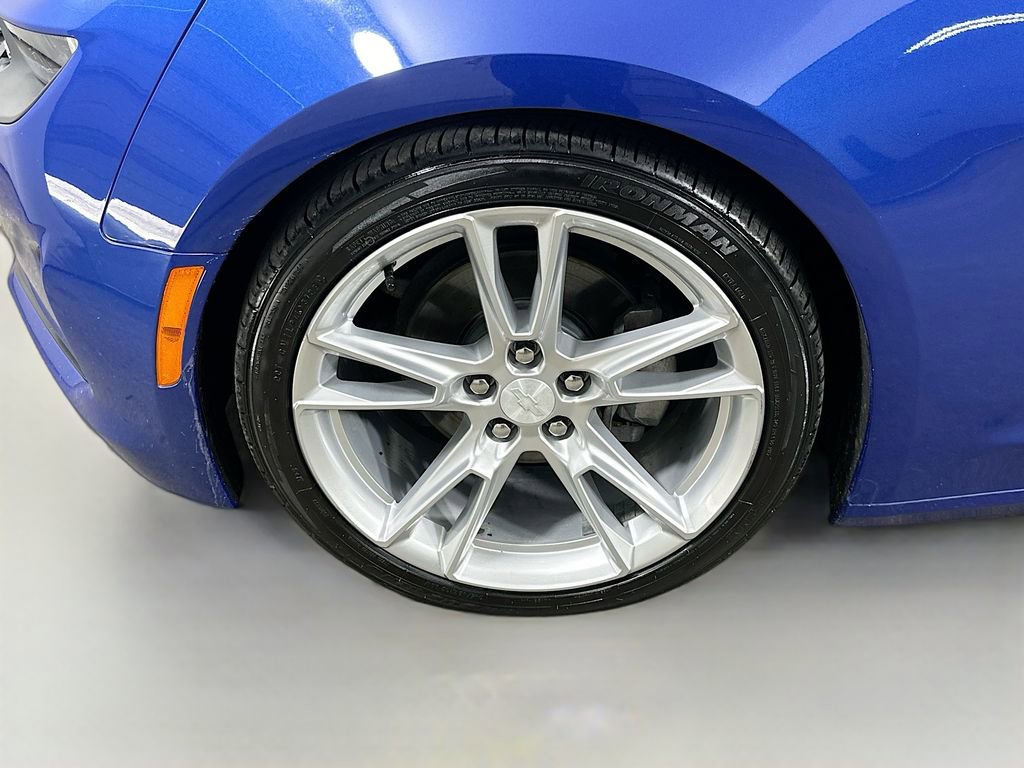 Used 2019 Chevrolet Camaro LT w/ RS Package RWD image 8
