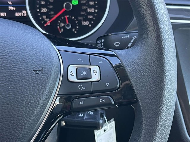 Used 2018 Volkswagen Tiguan S image 20