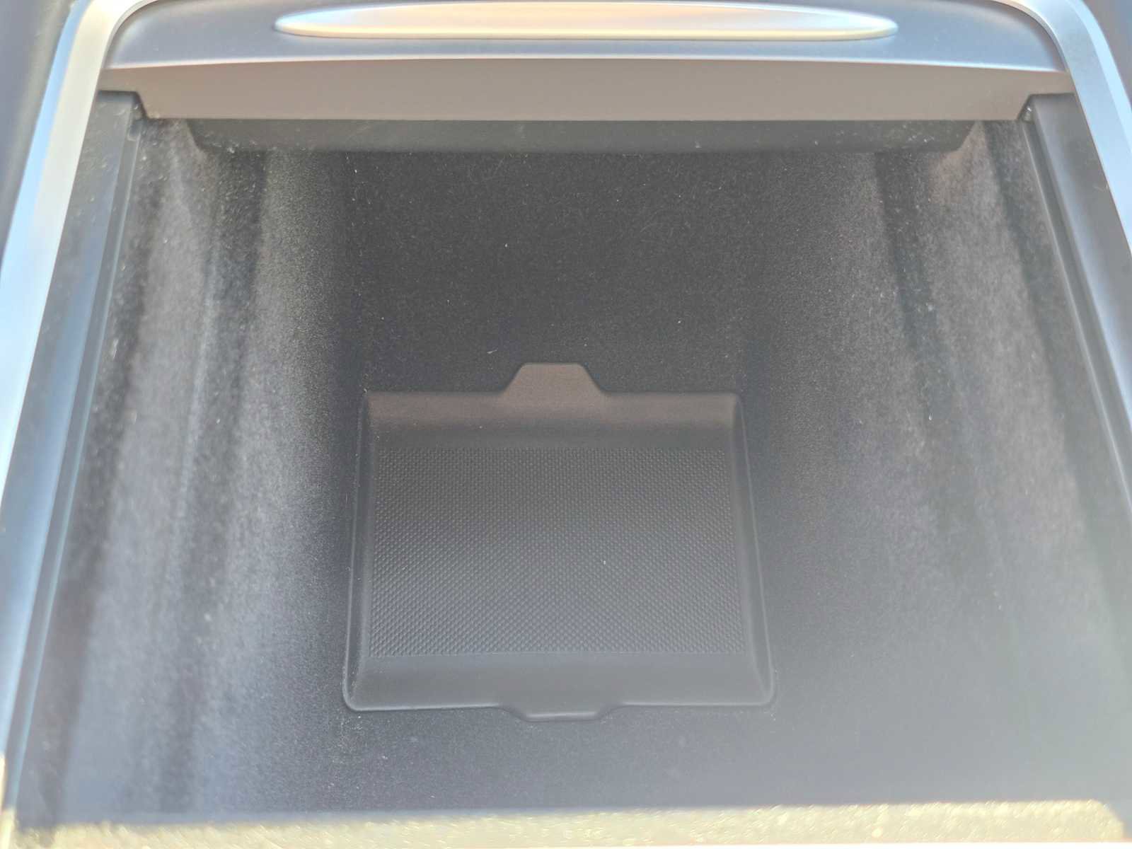 Used 2021 Tesla Model Y Long Range AWD/4WD image 30