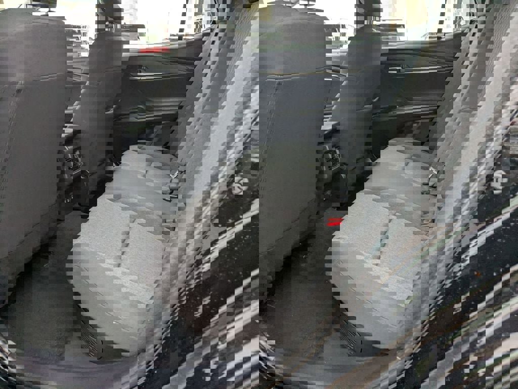 Used 2025 Toyota Camry LE image 24