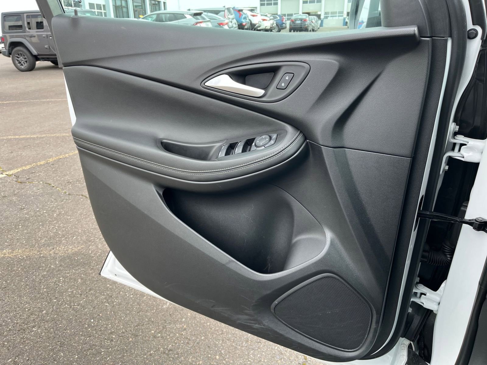 Used 2025 Buick Encore GX Preferred image 20