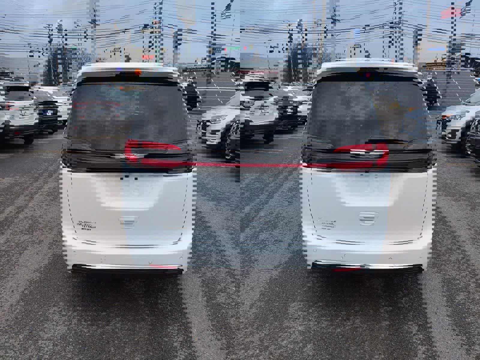 New 2026 Chrysler Pacifica Select image 7