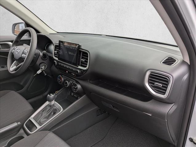 New 2026 Hyundai Venue SE FWD image 25