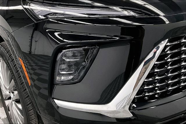 Used 2025 Buick Enclave Avenir w/ Trailering Package, 5000 lbs. image 33