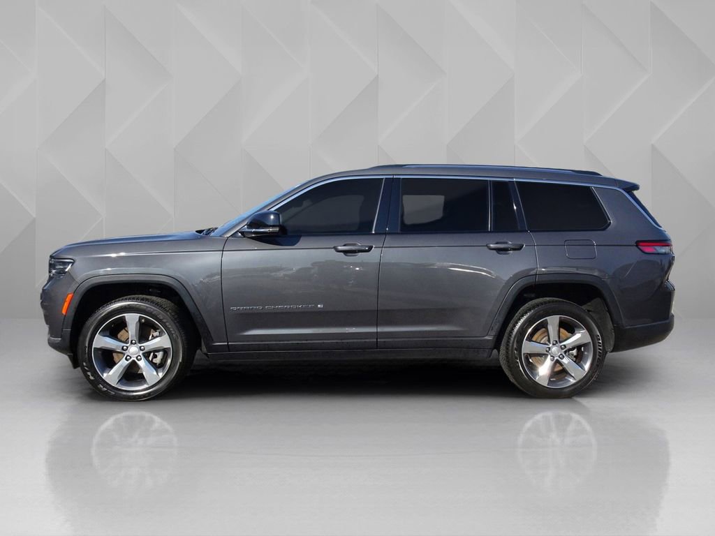 Used 2022 Jeep Grand Cherokee L Limited AWD/4WD image 2