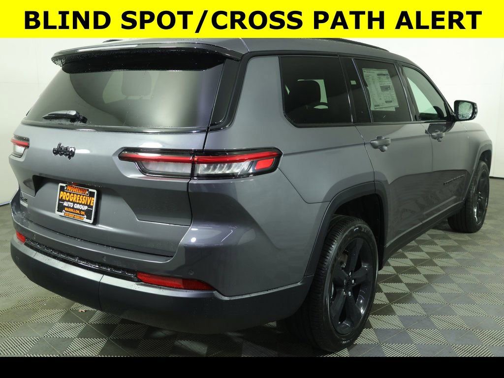 New 2025 Jeep Grand Cherokee L Altitude image 10