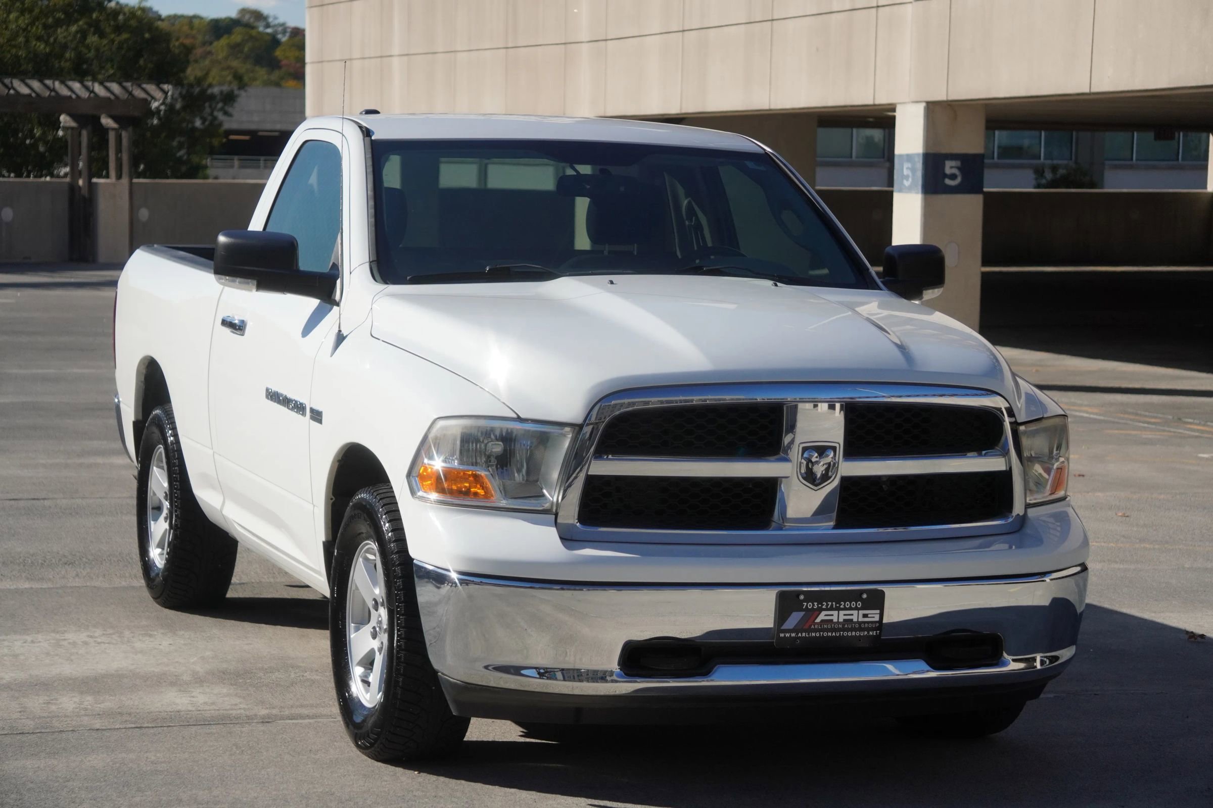 Used 2012 RAM 1500 Classic SLT w/ Luxury Group image 27