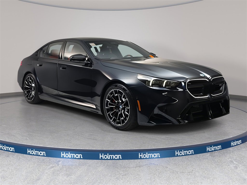New 2026 BMW M5 w/ Executive Package image 3