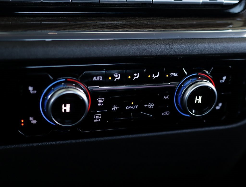 Used 2024 GMC Sierra 1500 Elevation image 18