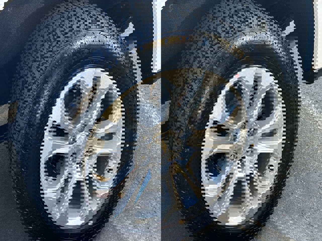 Used 2022 Chevrolet Silverado 1500 LTZ w/ LTZ Premium Package image 30