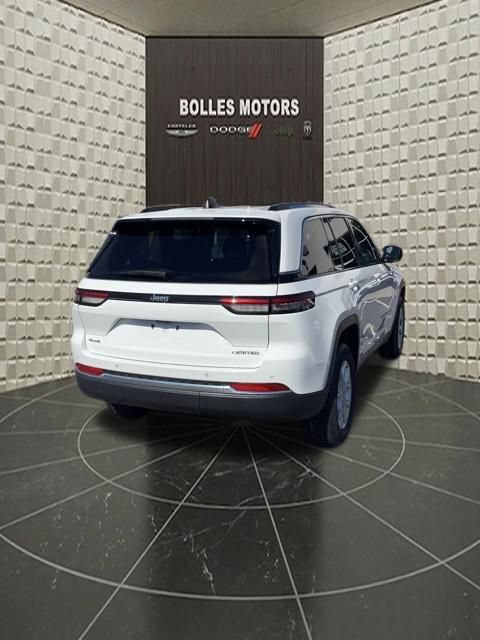 Certified 2023 Jeep Grand Cherokee Limited AWD/4WD image 6