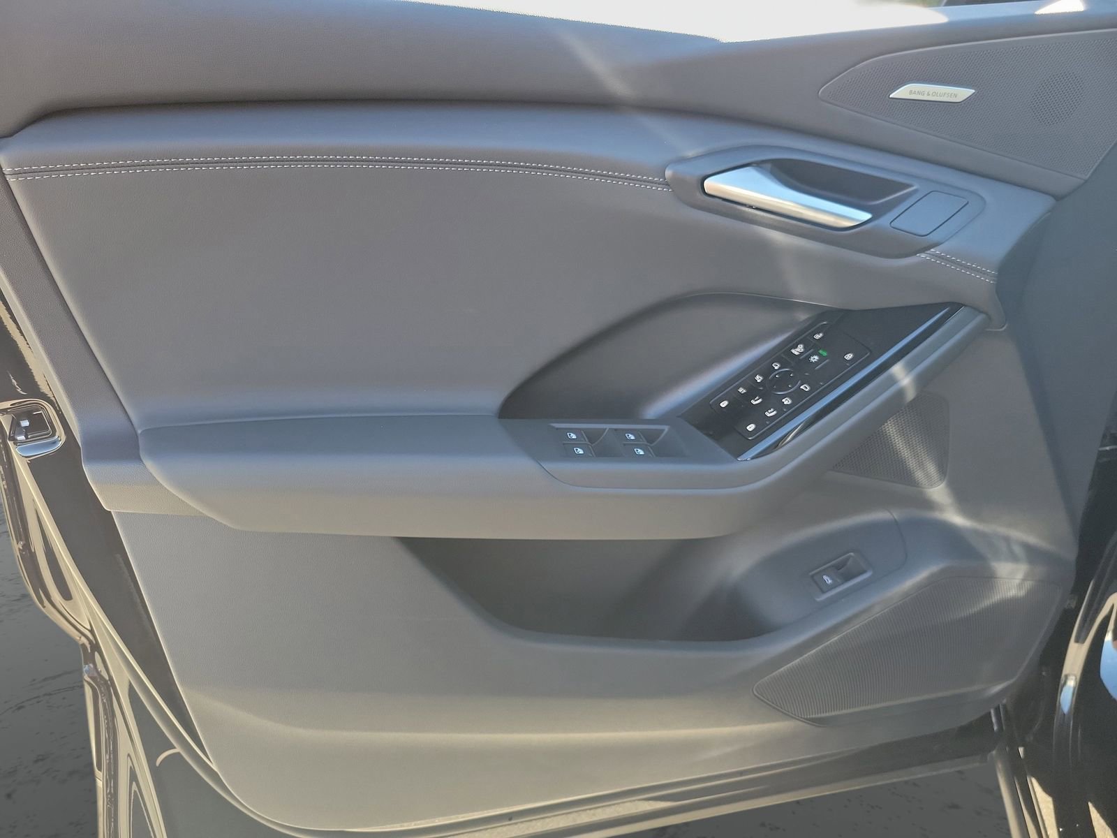 New 2025 Audi Q6 e-tron Premium Plus image 20