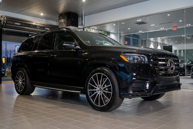 New 2026 Mercedes-Benz GLS 580 GLS 580 image 1