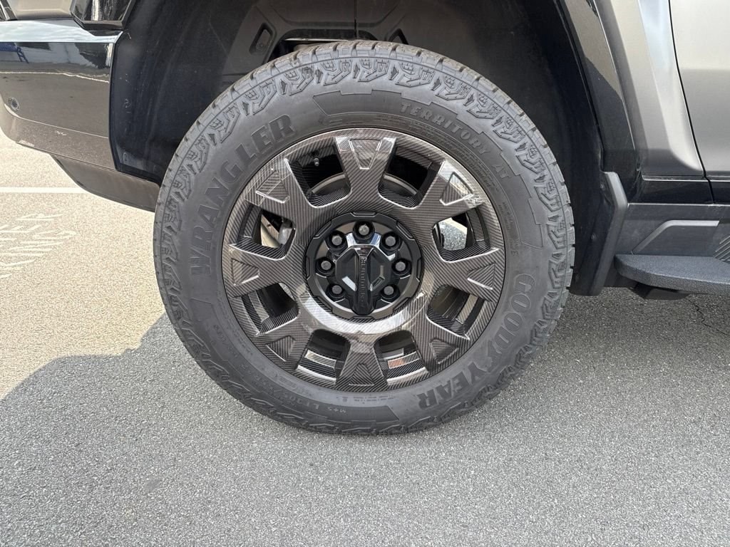 Used 2026 GMC Hummer EV 3X w/ Carbon Fiber Edition Package AWD/4WD image 9