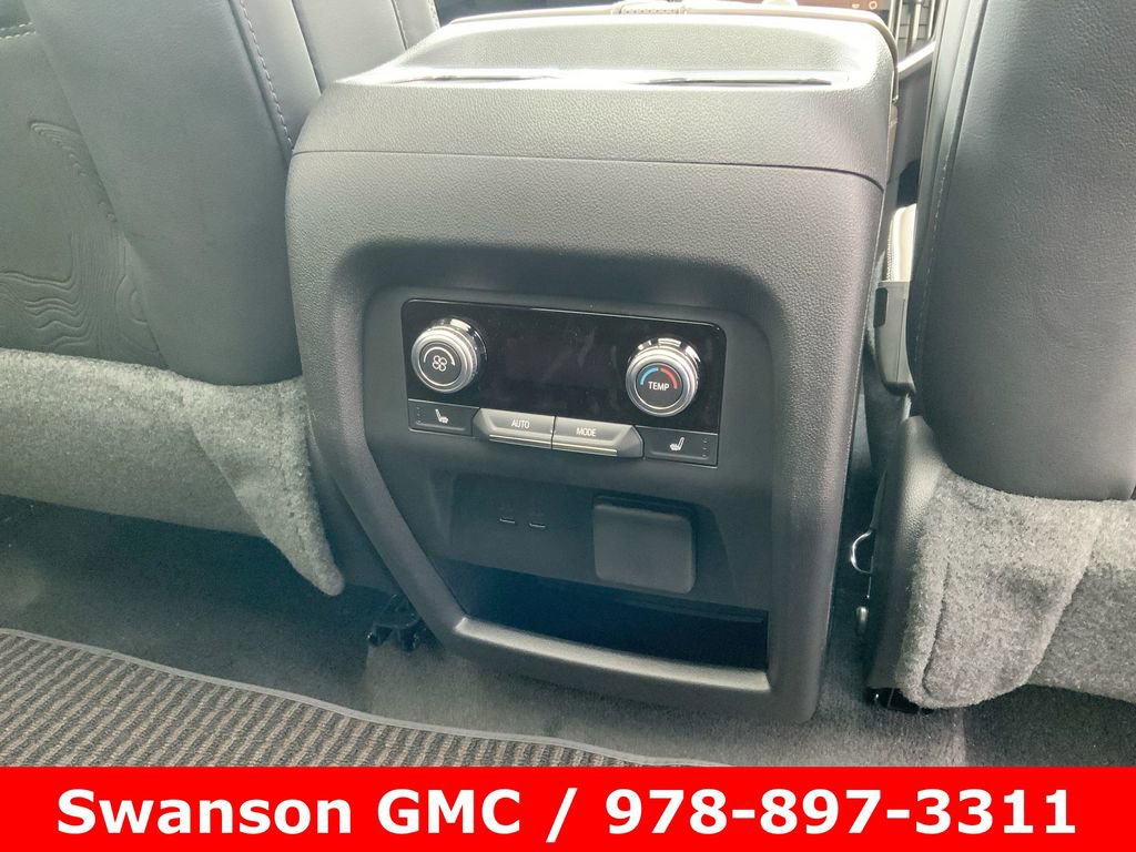 New 2026 GMC Acadia Denali Ultimate w/ LPO, Floor Liner Package image 30