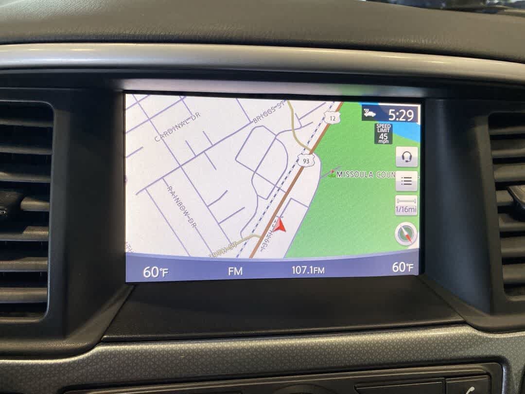 Used 2019 Nissan Pathfinder SL AWD/4WD image 21