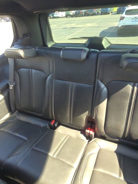 Used 2022 Jeep Wagoneer Series II w/ Convenience Group I AWD/4WD image 17