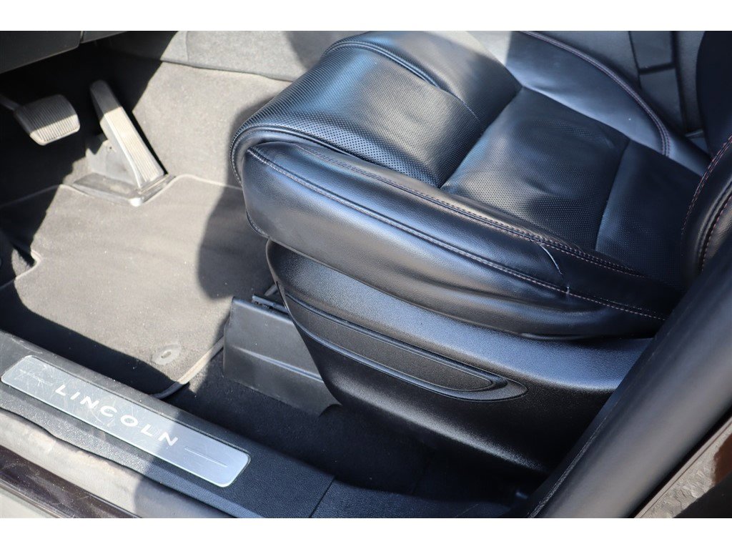 Used 2020 Lincoln Aviator Reserve w/ Equipment Group 202A AWD/4WD image 18