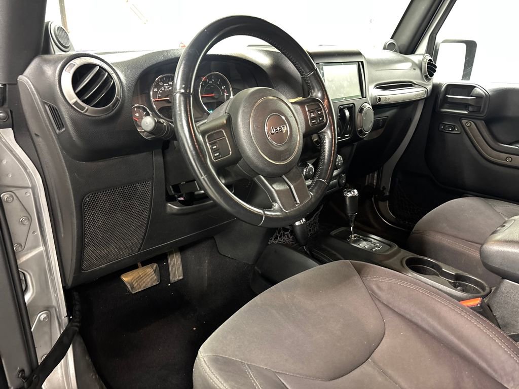 Used 2013 Jeep Wrangler Sport image 27