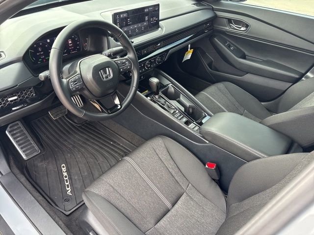 Used 2025 Honda Accord Sport image 11