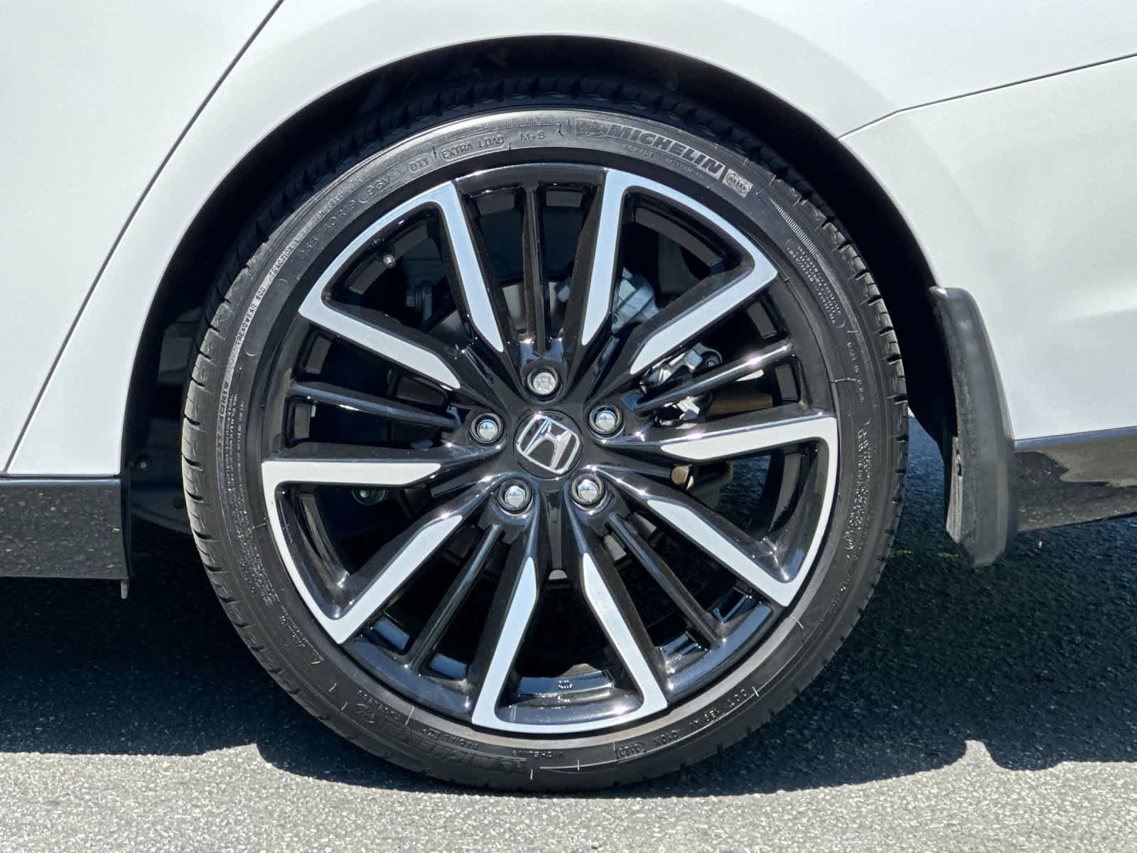 Used 2023 Honda Accord Touring image 28