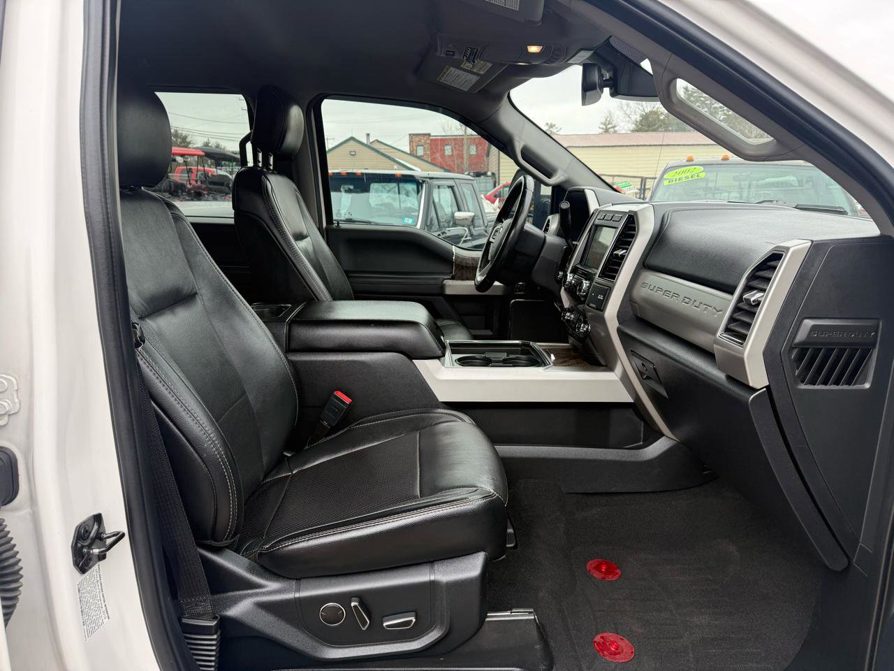 Used 2019 Ford F350 Lariat w/ Lariat Ultimate Package image 22