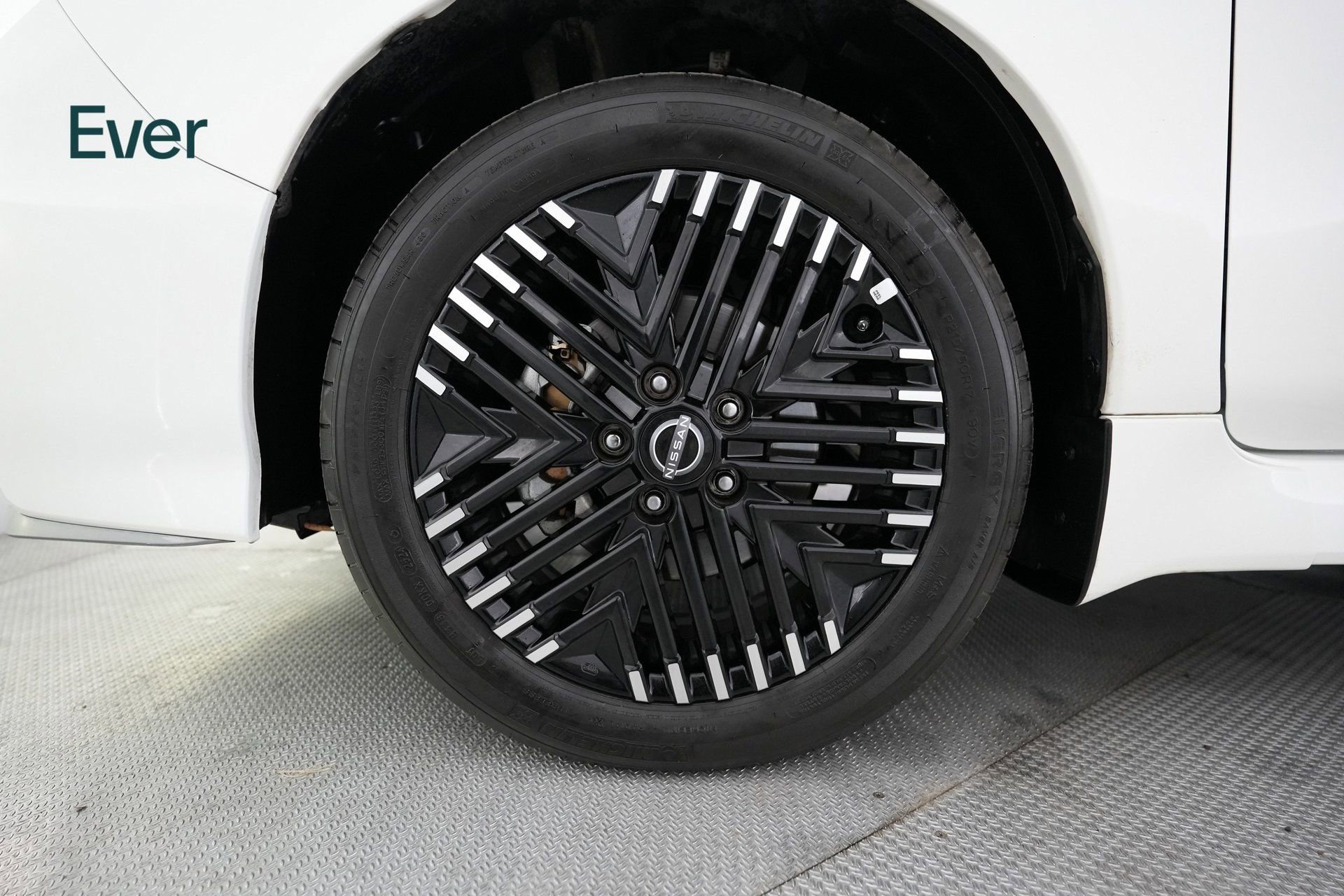 Used 2025 Nissan Leaf SV Plus image 20